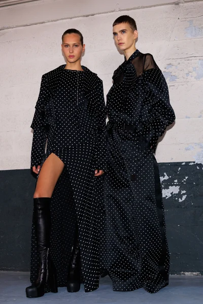 Look 14